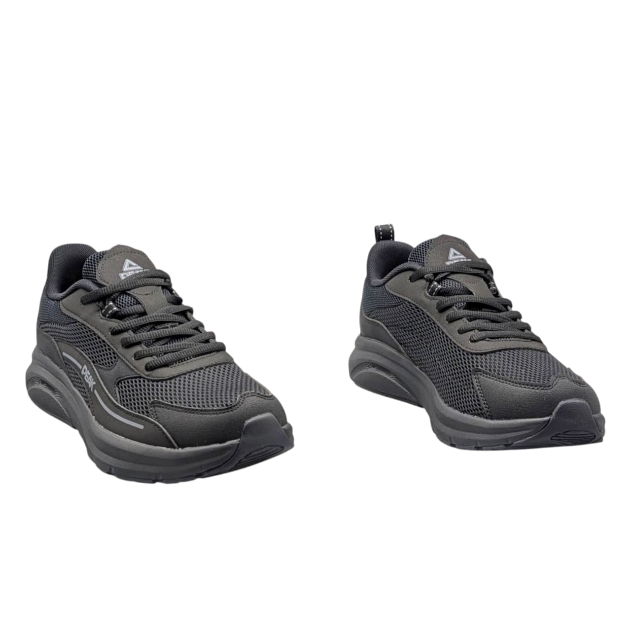 WALKING SHOES