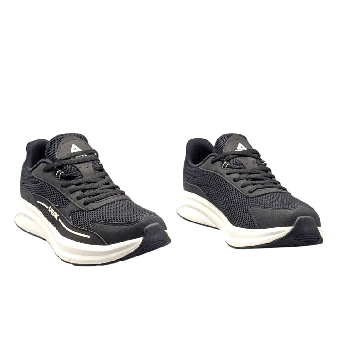 WALKING SHOES