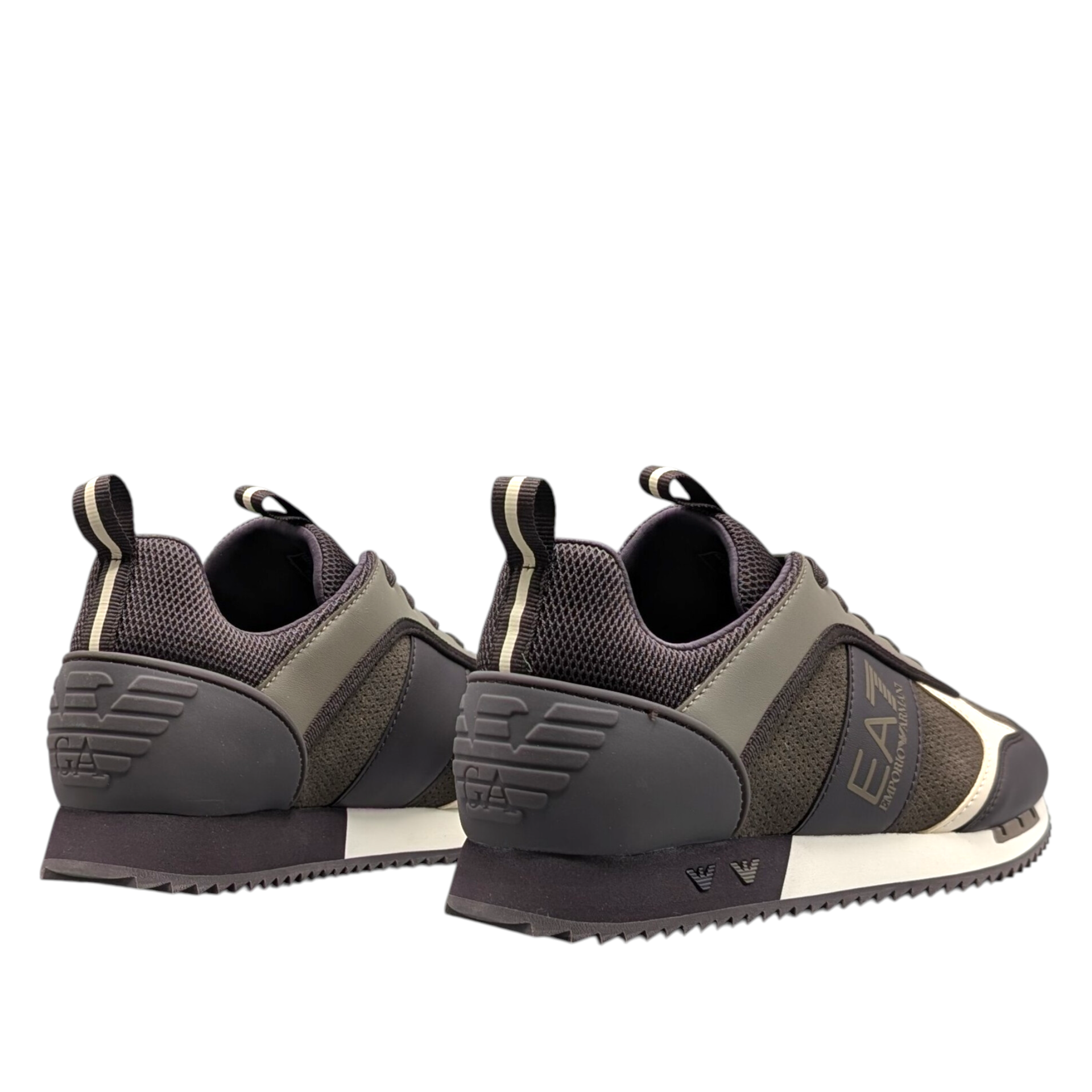EMPORIO ARMANI  SNEAKERS BLACK & WHITE EN CUIR SUÉDÉ